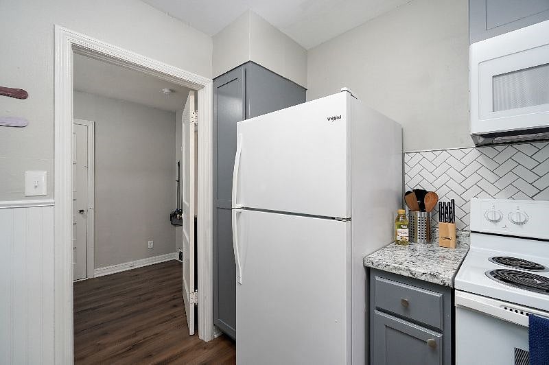 Furnished Finder property 387757_1 photo 10