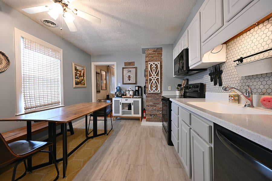 Furnished Finder property 387807_1 photo 5