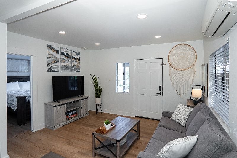 Furnished Finder property 387824_1 photo 7