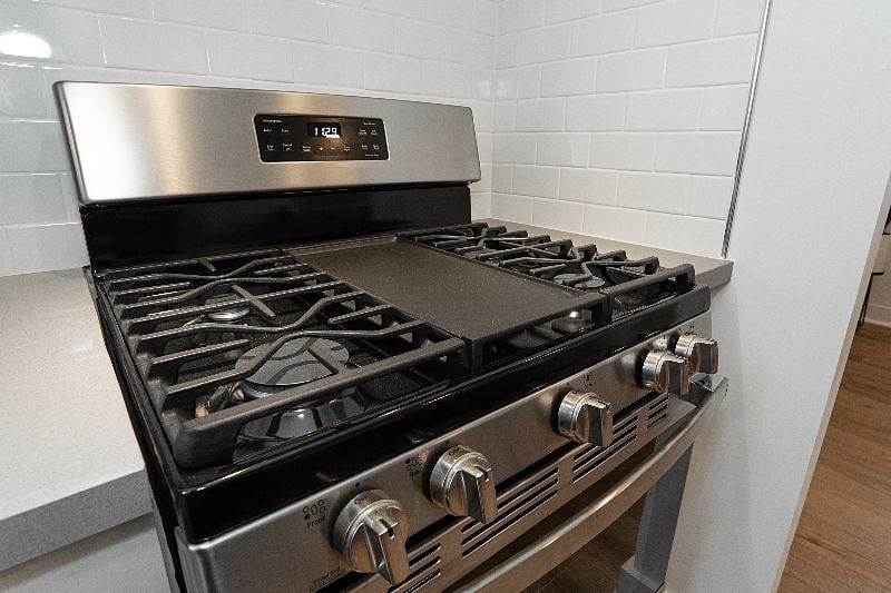 Furnished Finder property 387824_1 photo 11