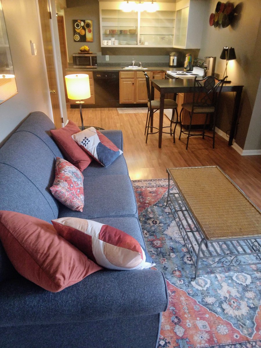 Furnished Finder property 387841_2 photo 3
