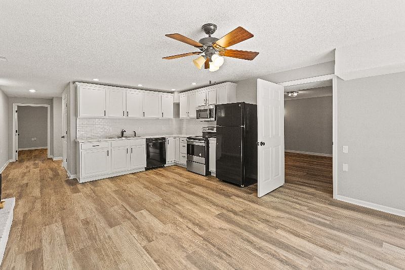 Furnished Finder property 387888_1 photo 1