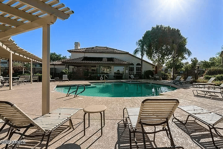 Furnished Finder property 387900_1 photo 7