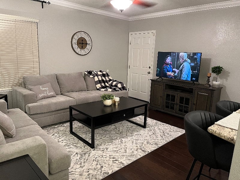 Furnished Finder property 387900_1 photo 10