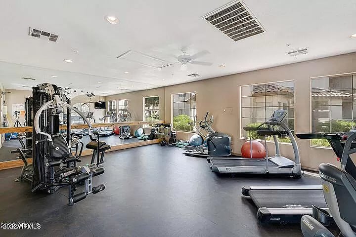 Furnished Finder property 387900_1 photo 25