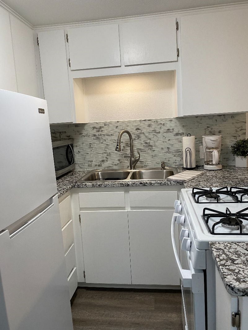 Furnished Finder property 387929_1 photo 9