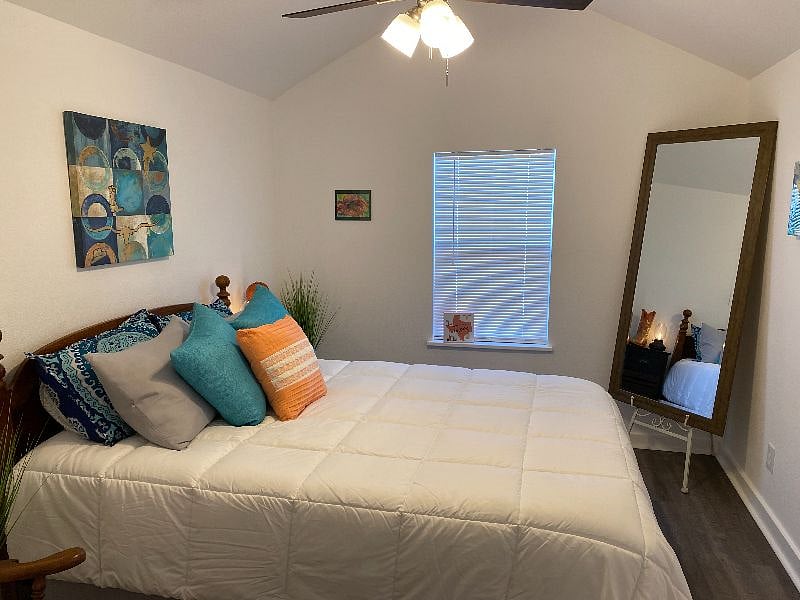Furnished Finder property 387929_1 photo 15