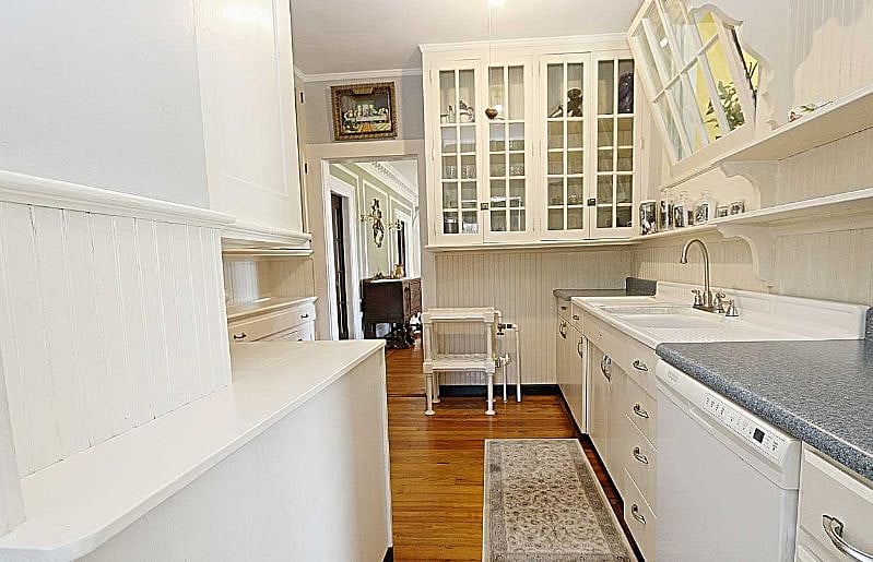Furnished Finder property 387931_4 photo 15