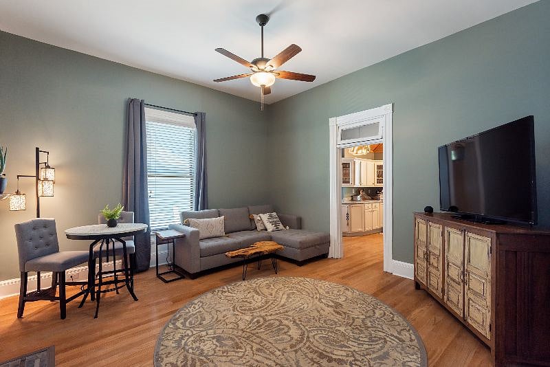 Furnished Finder property 387935_1 photo 12