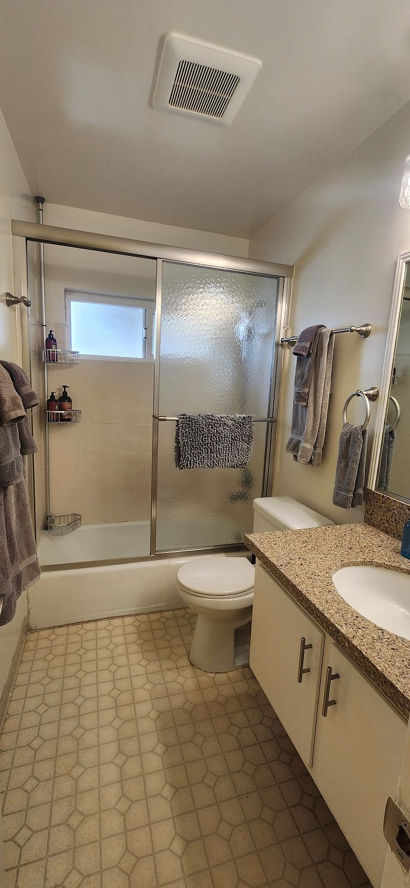 Furnished Finder property 388066_3 photo 7