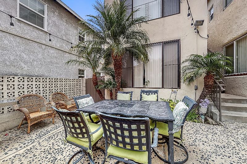 Furnished Finder property 388066_3 photo 10