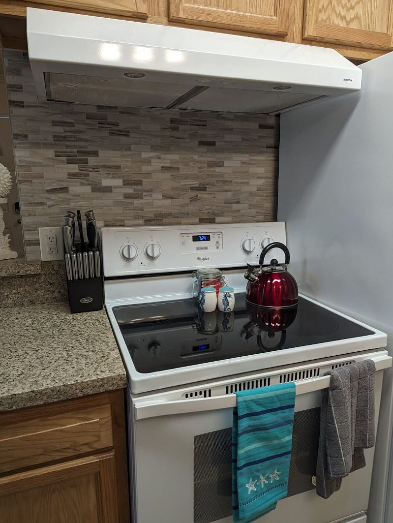 Furnished Finder property 388066_4 photo 3