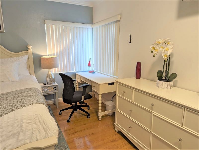 Furnished Finder property 388066_4 photo 4
