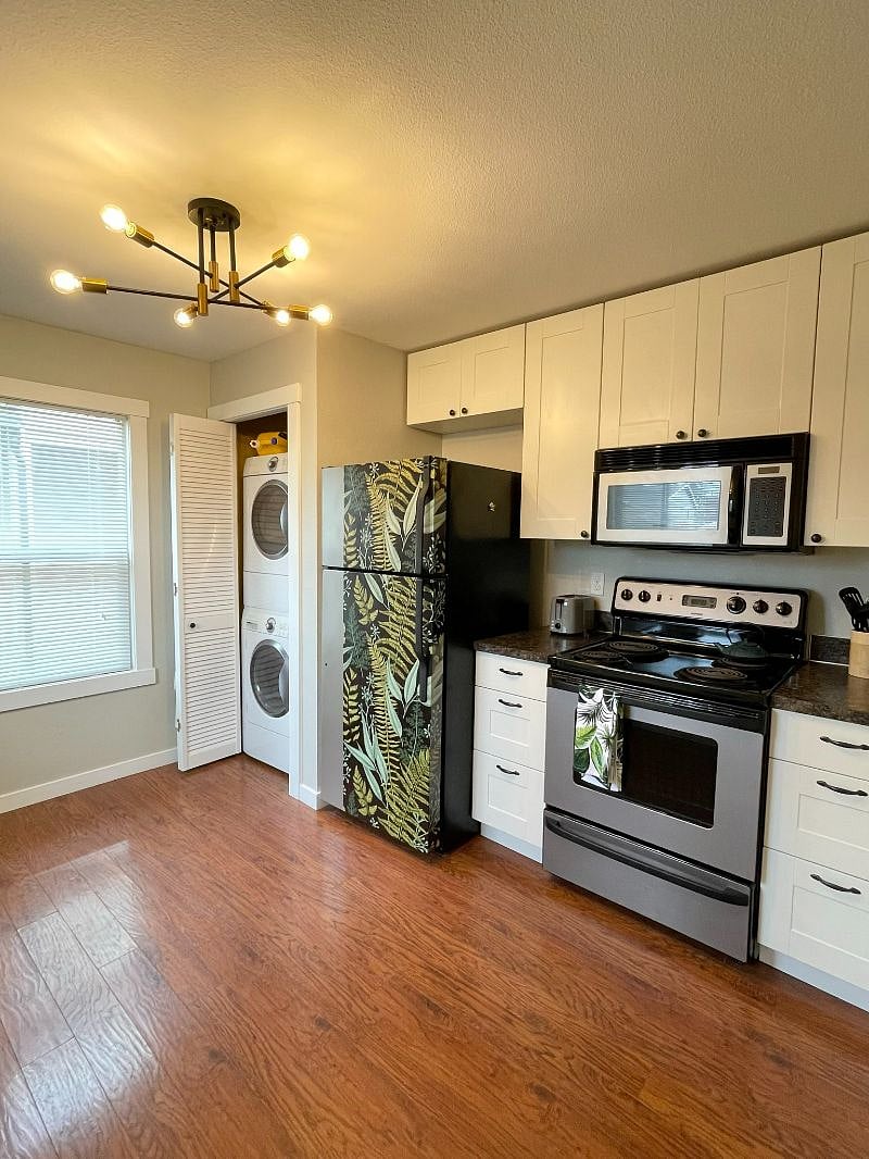 Furnished Finder property 388101_1 photo 12