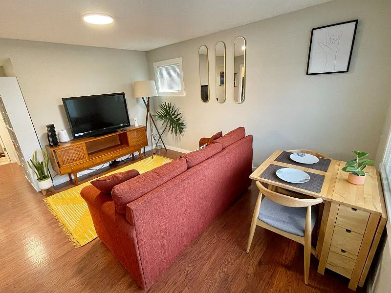 Furnished Finder property 388101_1 photo 3