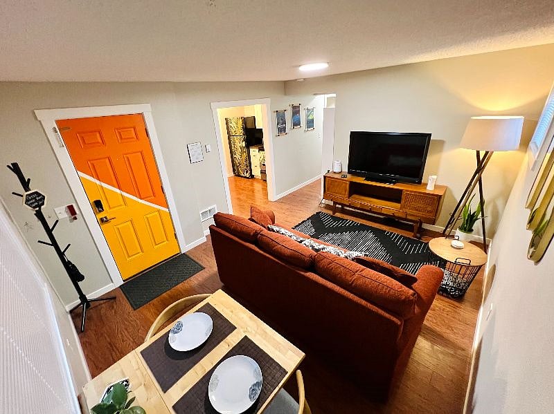 Furnished Finder property 388101_1 photo 4