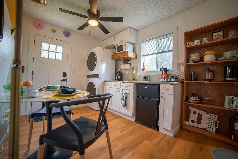 Furnished Finder property 388101_2 photo 5