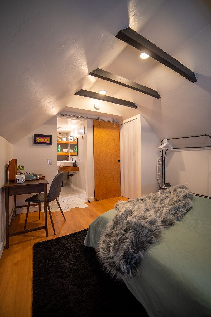 Furnished Finder property 388101_2 photo 16