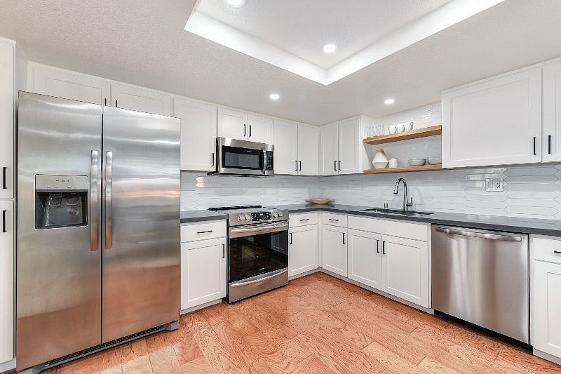 Furnished Finder property 388141_1 photo 9
