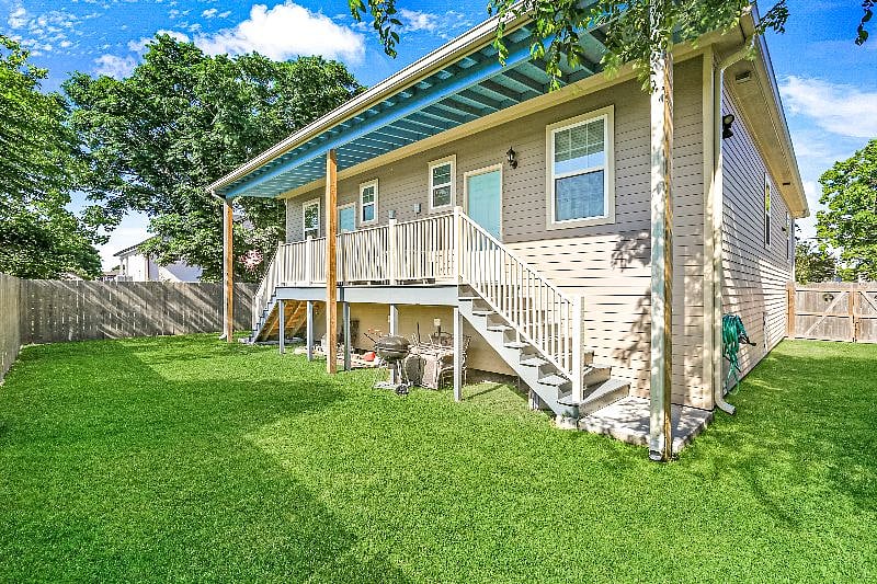Furnished Finder property 388185_1 photo 3