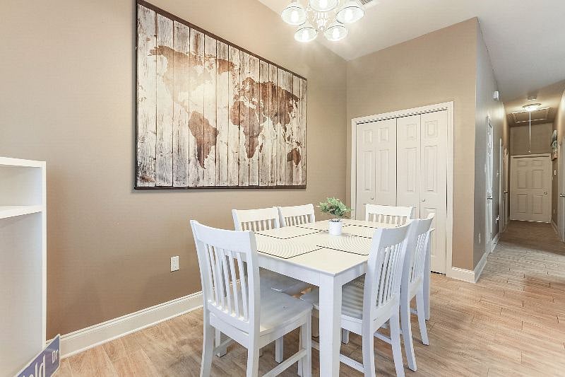 Furnished Finder property 388185_1 photo 5