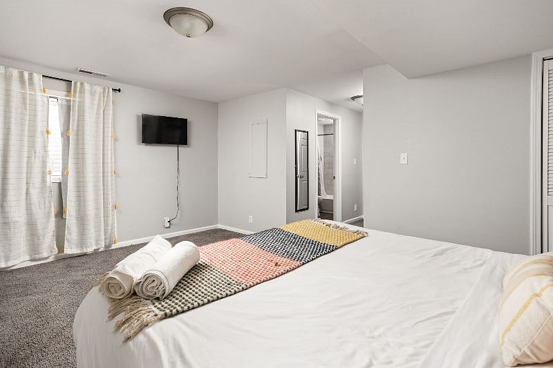 Furnished Finder property 388190_1 photo 7