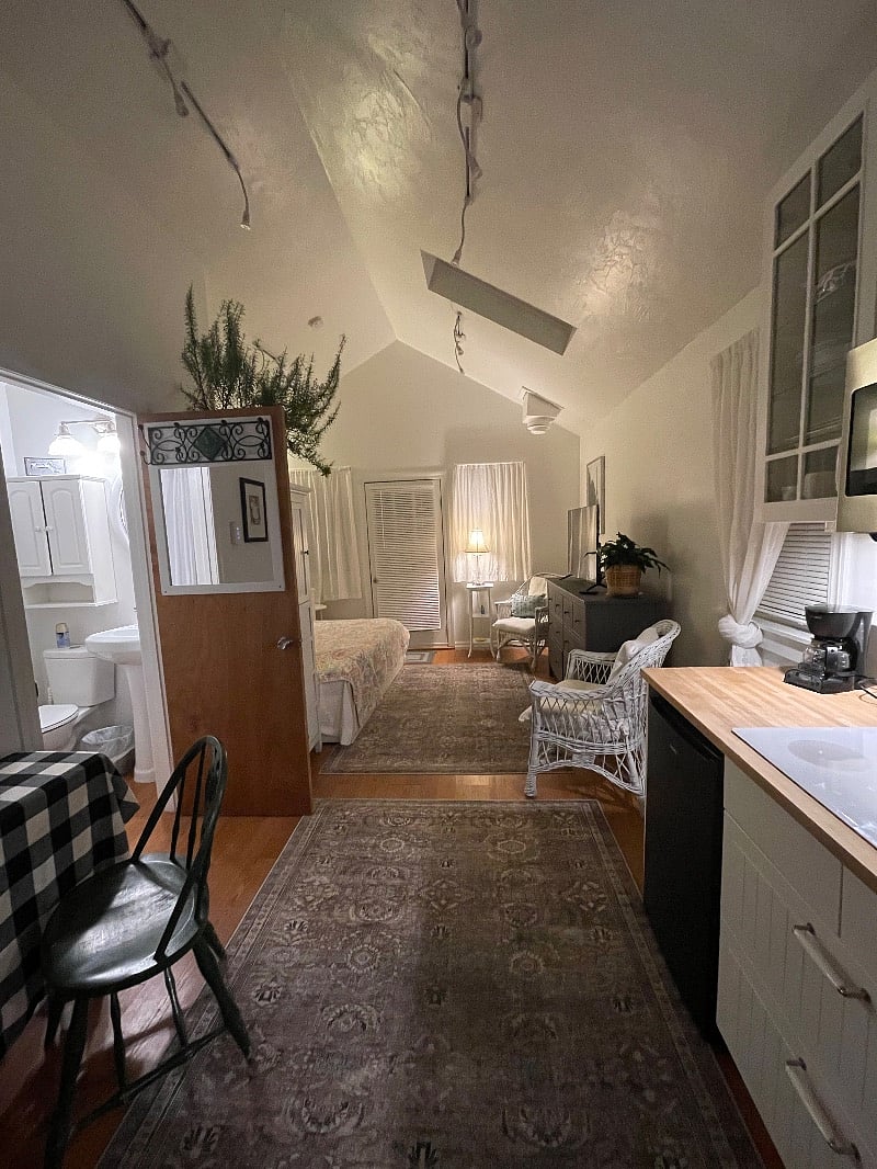 Furnished Finder property 388211_1 photo 7