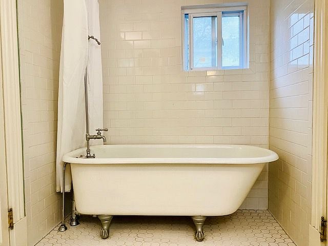 Furnished Finder property 388225_1 photo 3