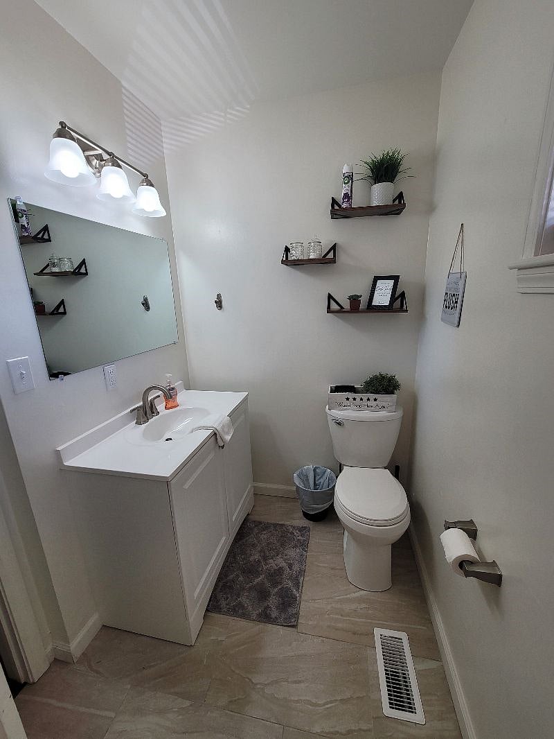 Furnished Finder property 388260_1 photo 4