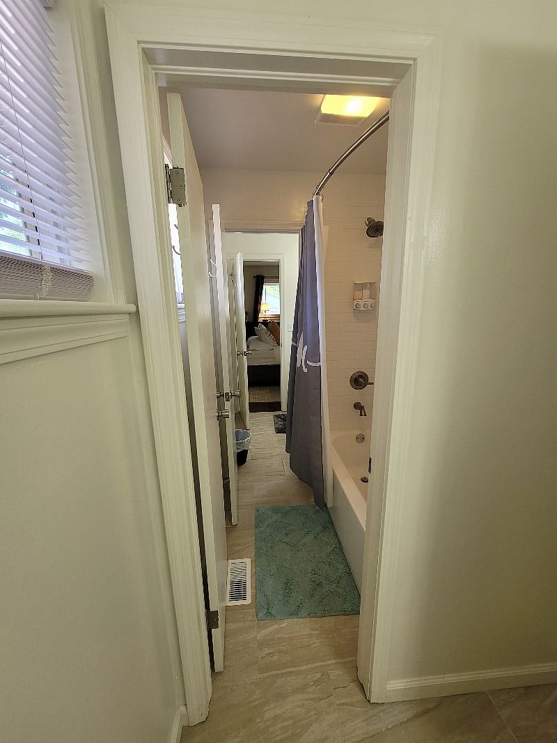 Furnished Finder property 388260_1 photo 5