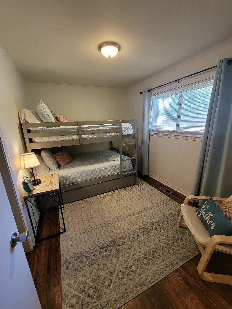 Furnished Finder property 388260_1 photo 10
