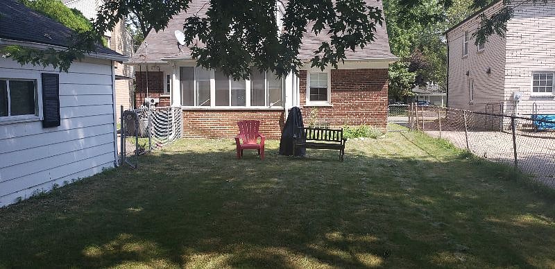 Furnished Finder property 388273_1 photo 3