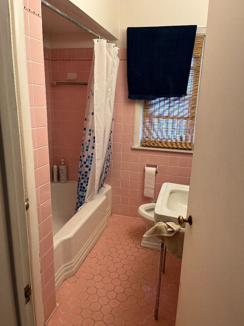 Furnished Finder property 388273_1 photo 11