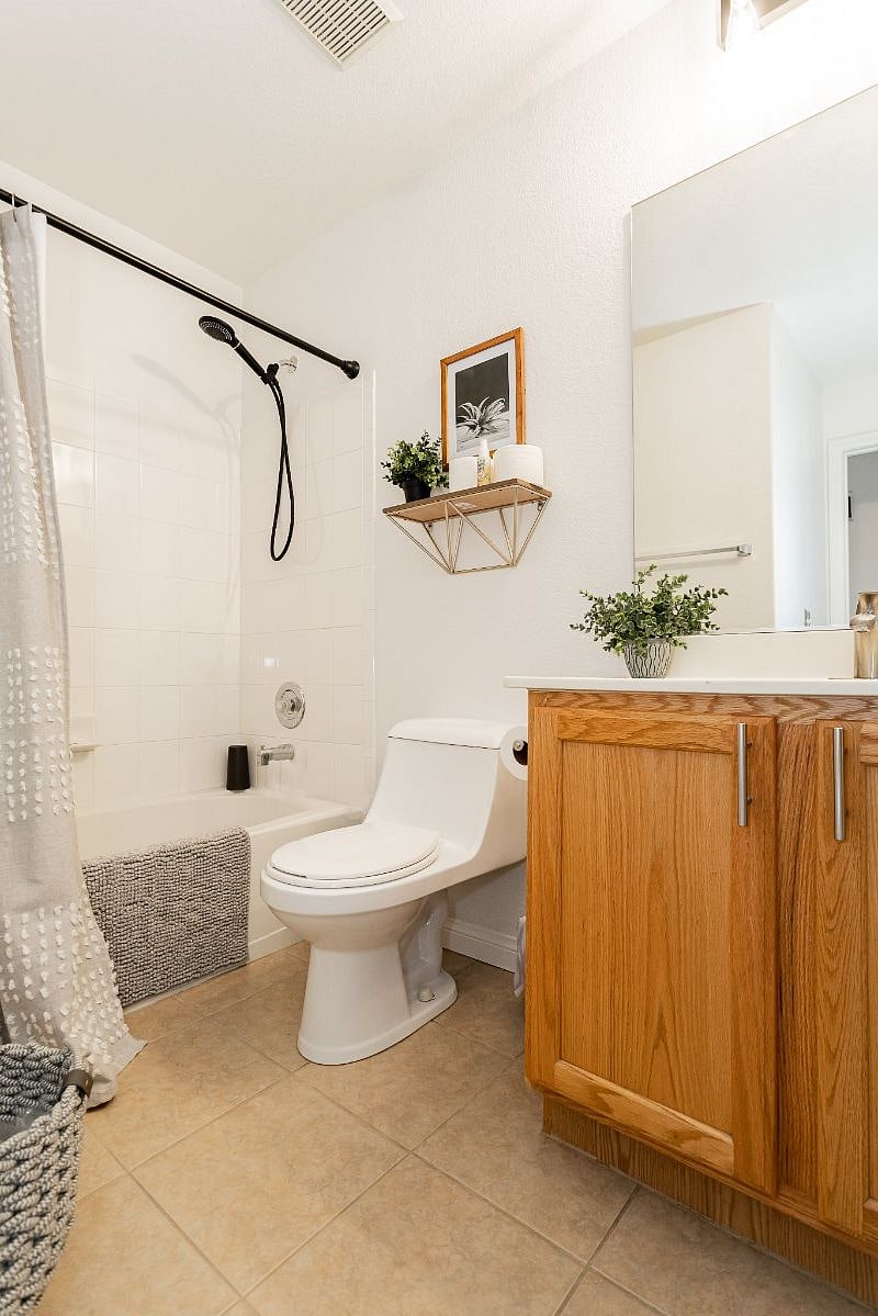 Furnished Finder property 388301_1 photo 8