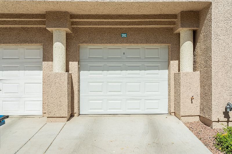 Furnished Finder property 388301_1 photo 16