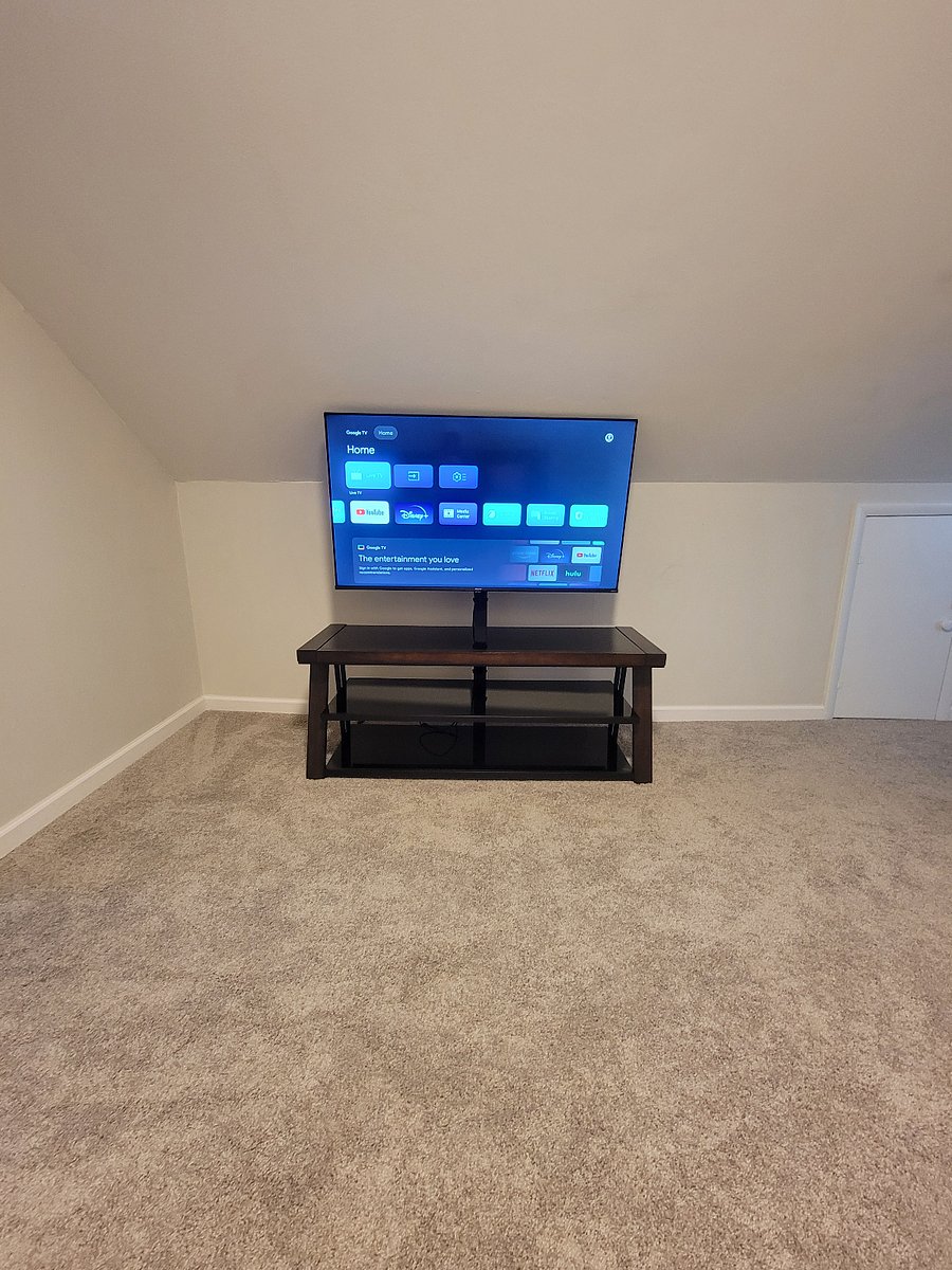 Great room upper level outside bedroom 3