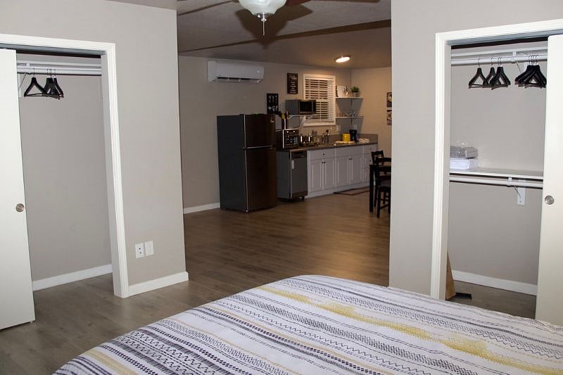 Furnished Finder property 388338_1 photo 3