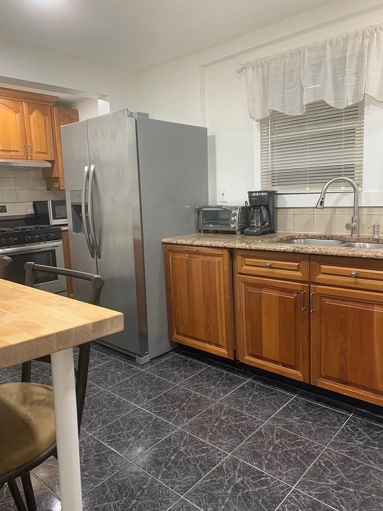 Furnished Finder property 388349_1 photo 4