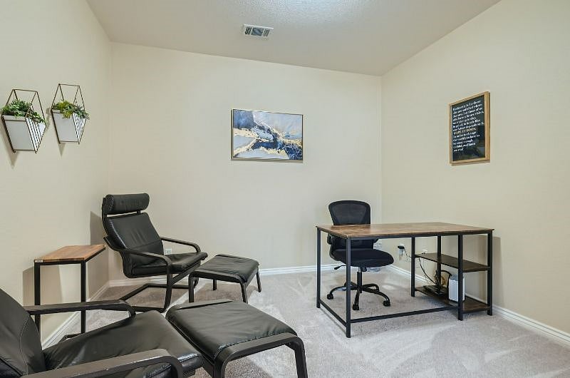Furnished Finder property 388398_1 photo 9