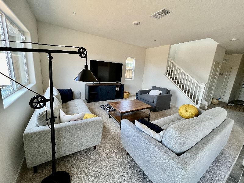 Furnished Finder property 388520_1 photo 6