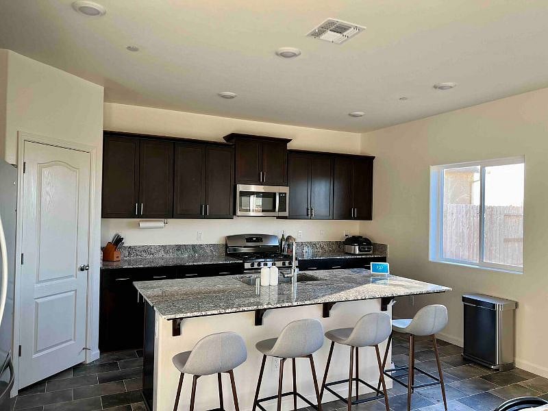 Furnished Finder property 388520_1 photo 10