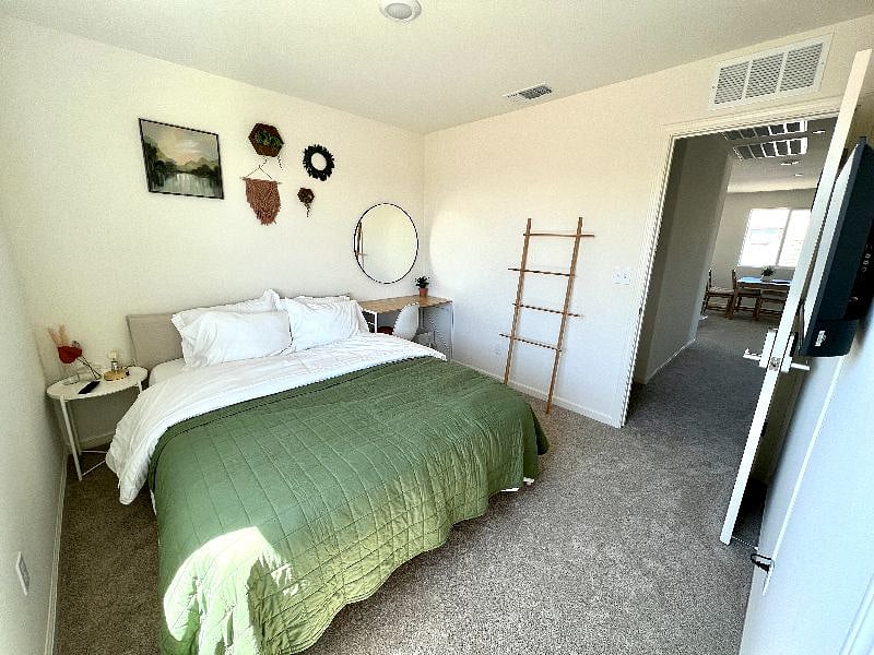Sydney Room