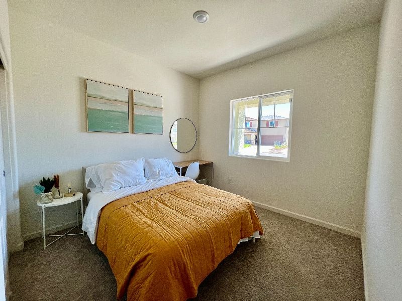 Lola Room