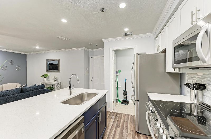 Furnished Finder property 388545_1 photo 7