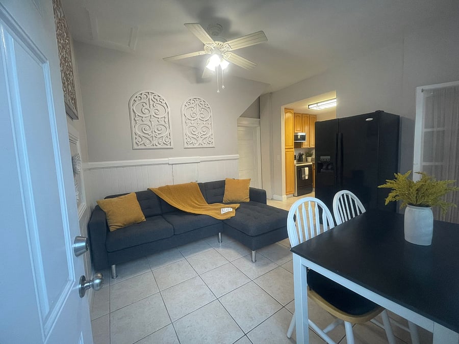 Furnished Finder property 388571_1 photo 7