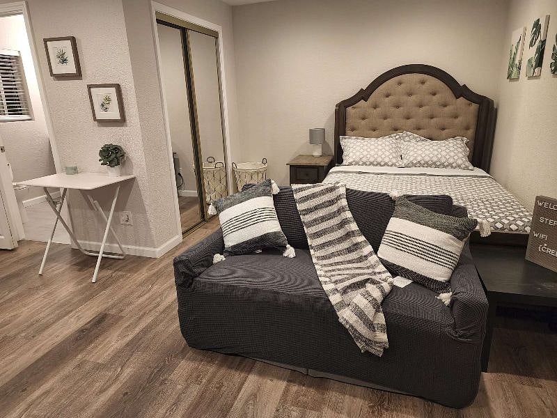 Furnished Finder property 388571_2 photo 7