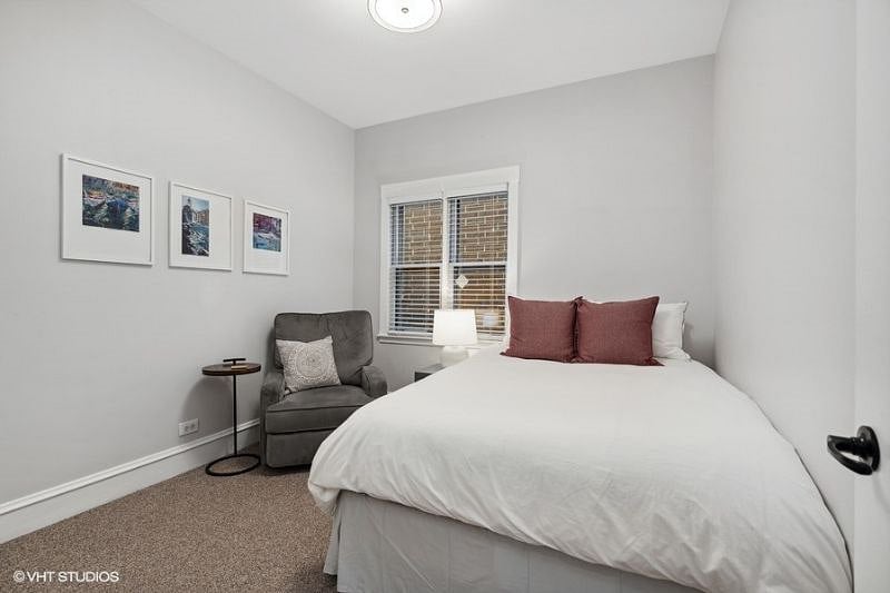 Bedroom 2 - Queen Bed