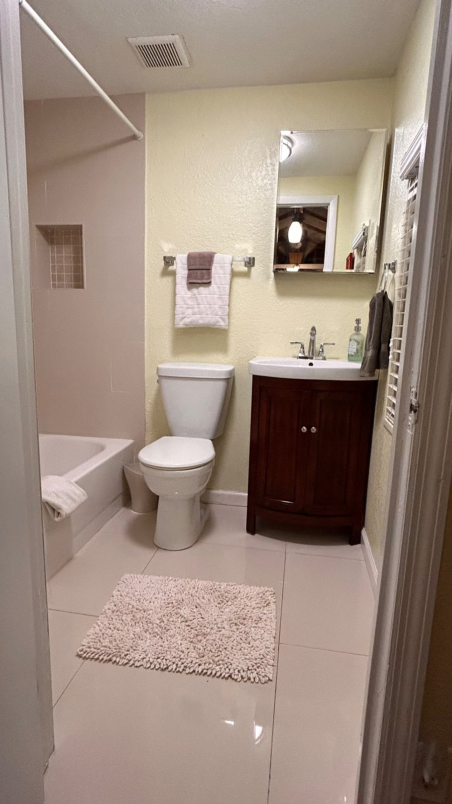 Furnished Finder property 388611_1 photo 5