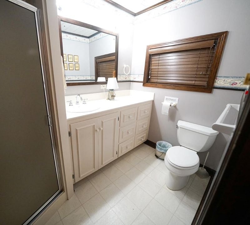Furnished Finder property 388619_1 photo 22