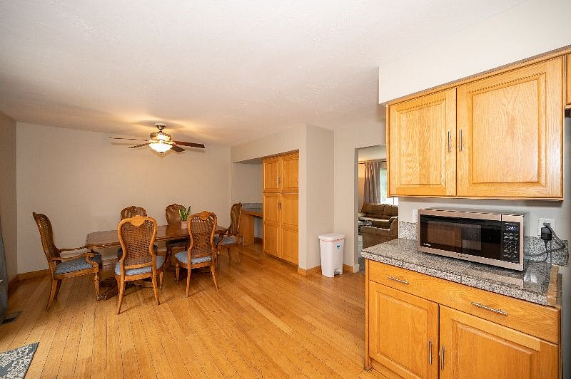 Furnished Finder property 388667_1 photo 10
